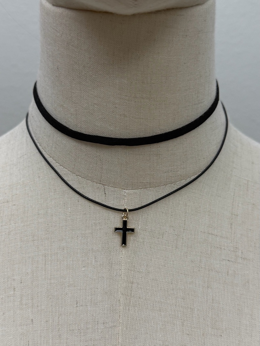Black Cross Layered Choker Necklace Gothic Y2K Velvet Necklace